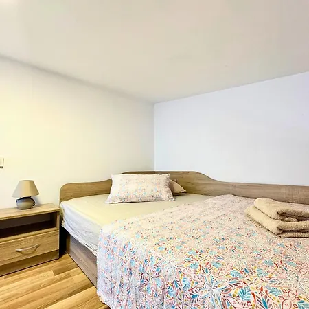 Apartament Charm 1a *